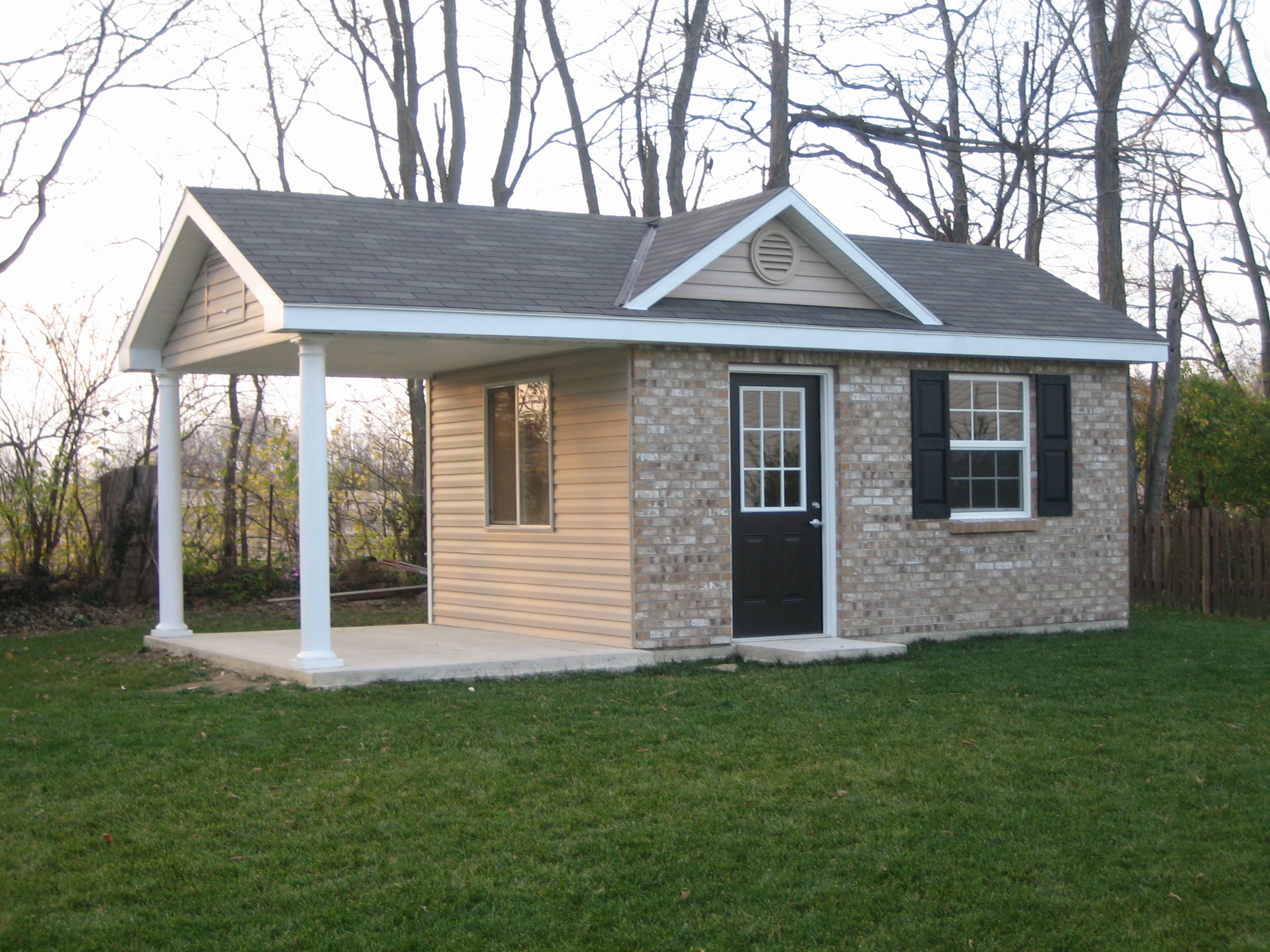 Building storage shed double doors
 Info