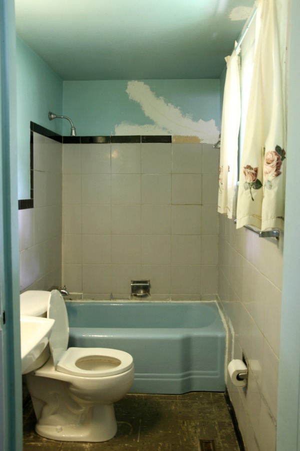 flip house master bathroom