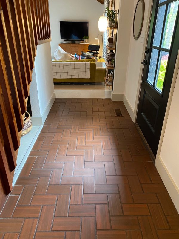 House Tweaking, Reddish Brown Floor Tiles